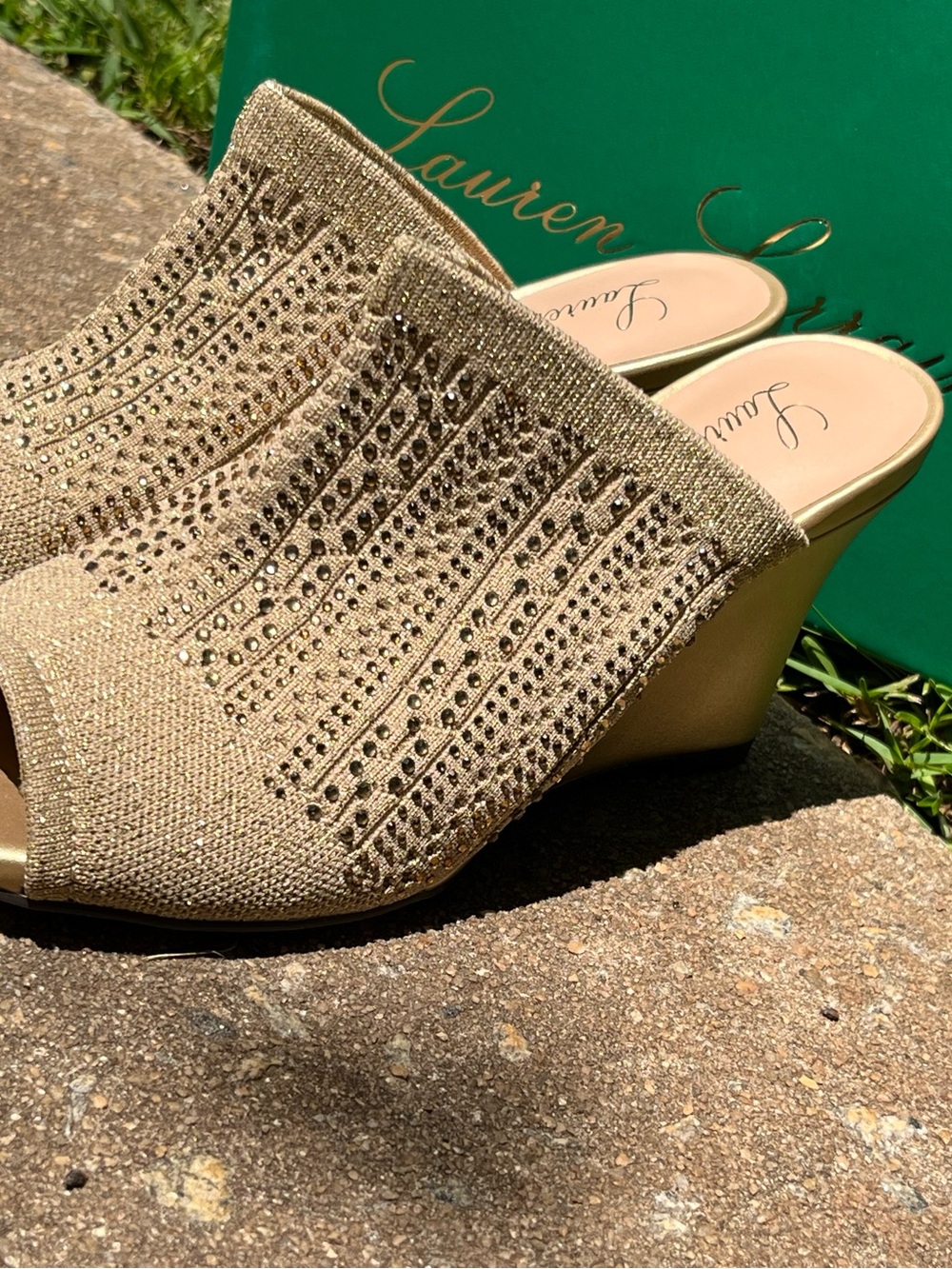 NEW Lauren Lorraine Gold Knit Open-Toe Slip-On Mules SIZE 8